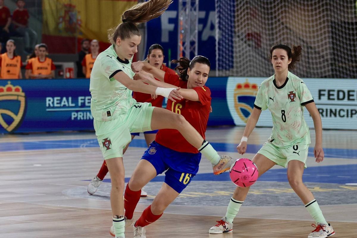 La selección española femenina sub-23 de fútbol sala, en Oviedo La selección española femenina sub-23 de fútbol sala, en Oviedo