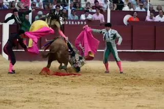 Saúl Jiménez Fortes no sufre fracturas en el pómulo tras su cogida en La Malagueta