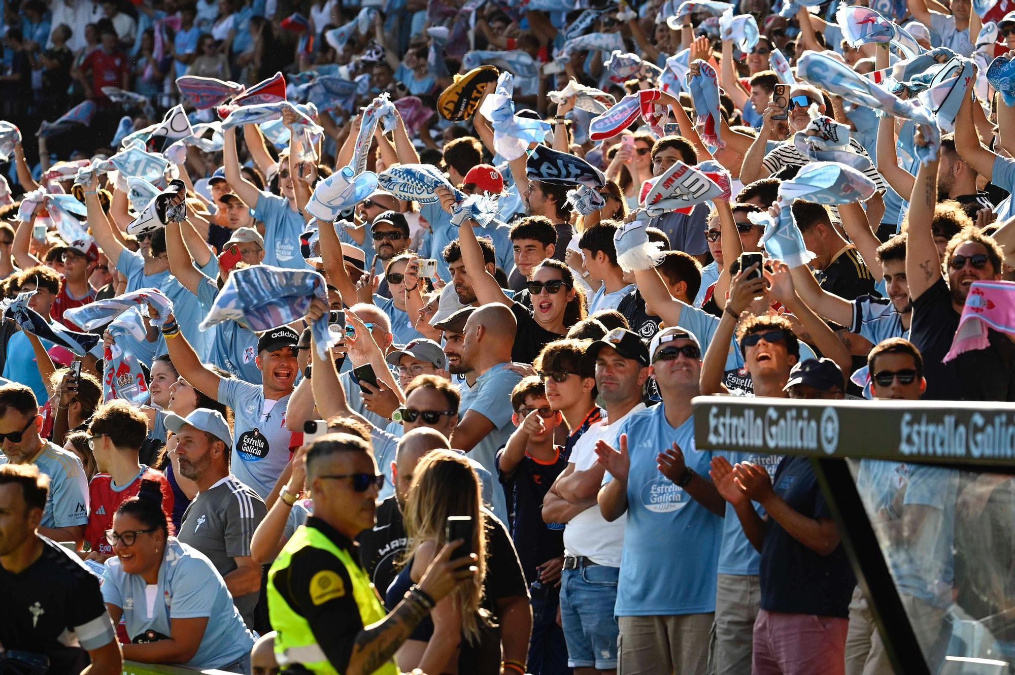 Las mejores fotografías del estreno liguero con victoria del Celta ante el Alavés