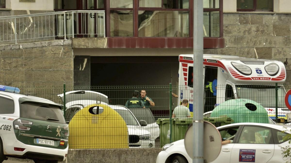 CRIMEN MACHISTA | El asesino de la guardia civil viajó unos días antes a Llanes para preparar el asalto al cuartel y buscar vías de escape