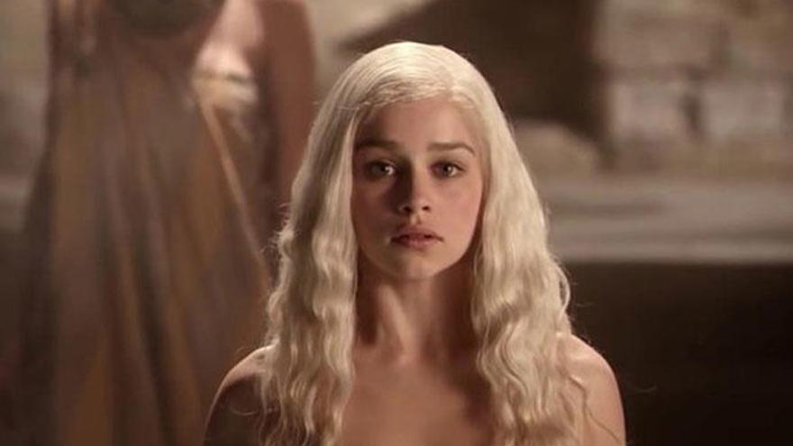 La actriz Emilia Clarke