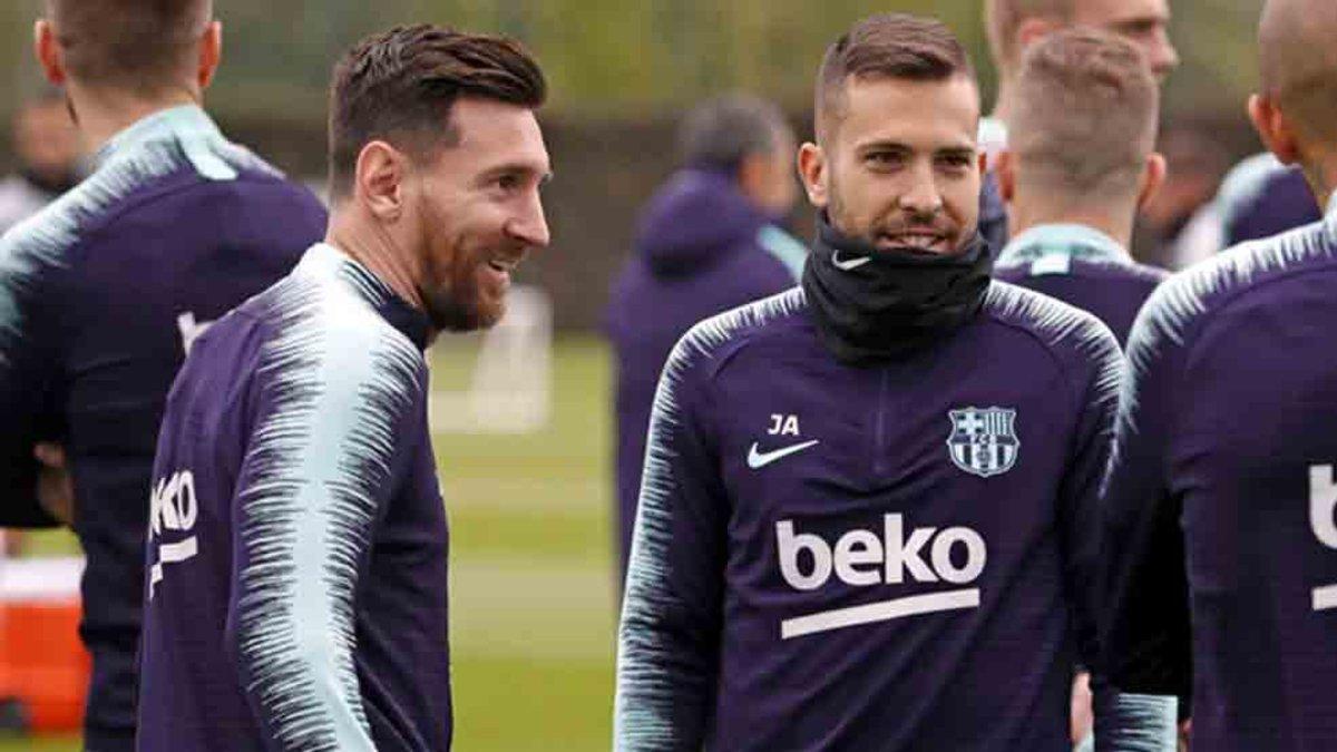 Messi, muy sonriente durante el entrenamiento de este jueves