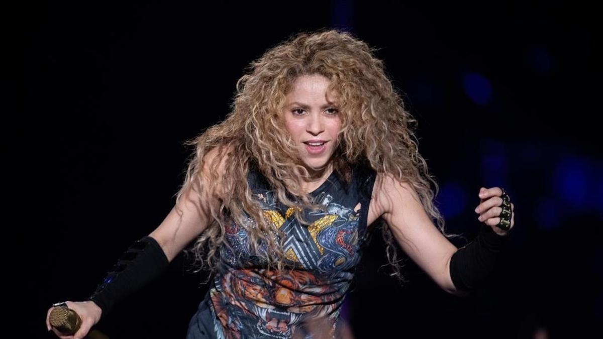 Piqué  lanza un romántico mensaje a Shakira