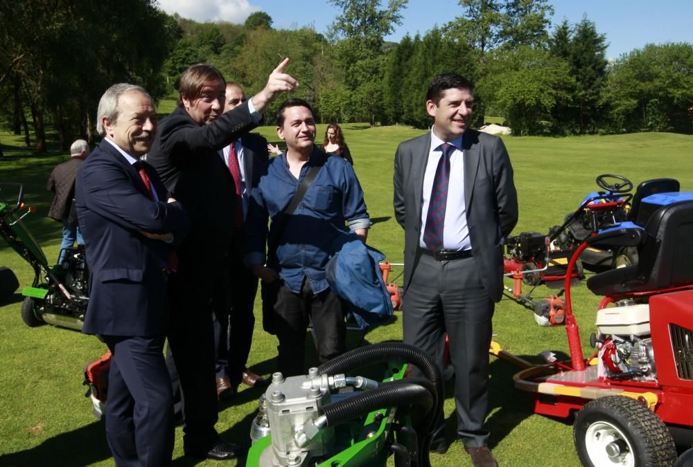 Visita de Wenceslao López al golf de Las Caldas