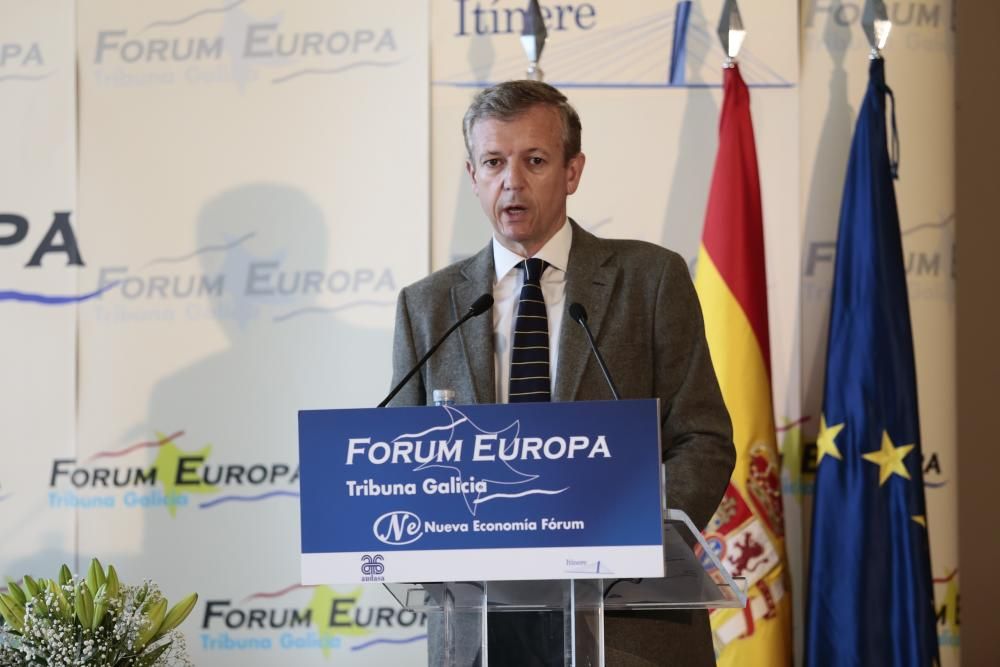 El conselleiro de Sanidade asiste a un desayuno informativo de Nueva Economía Forum Europa en el que también estuvo Alfonso Rueda.