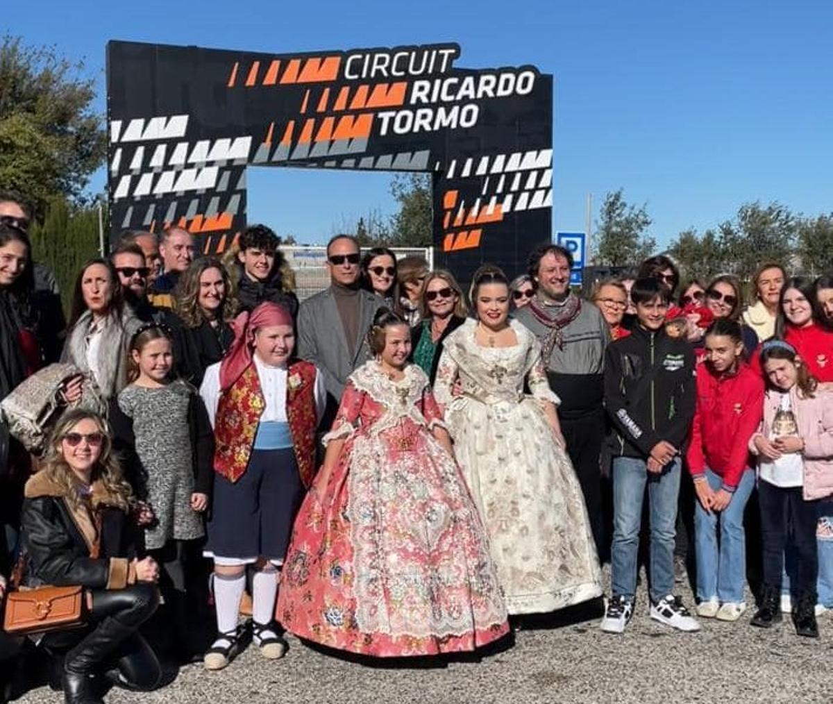 Los falleros de Collado, en el circuito