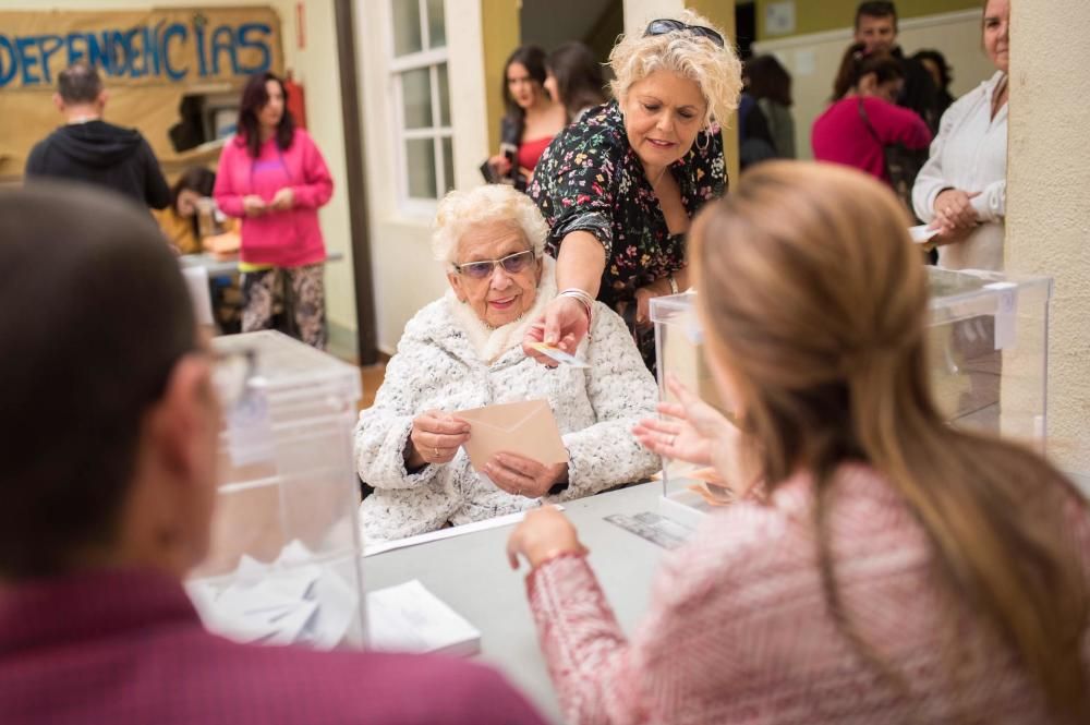 La jornada electoral del 10N en Tenerife