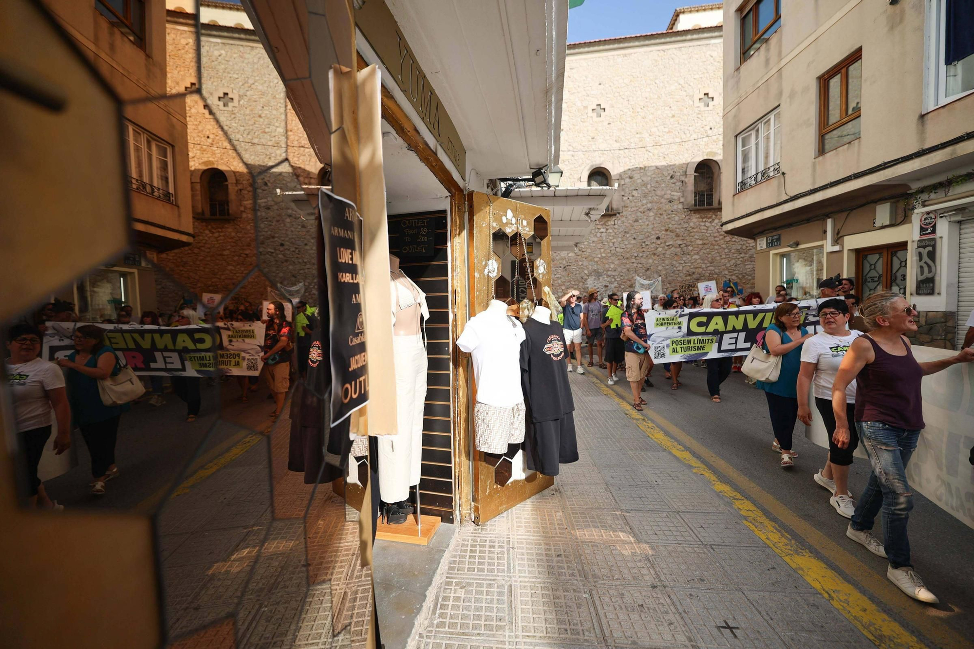 Manifestación contra la masificación turística en Ibiza