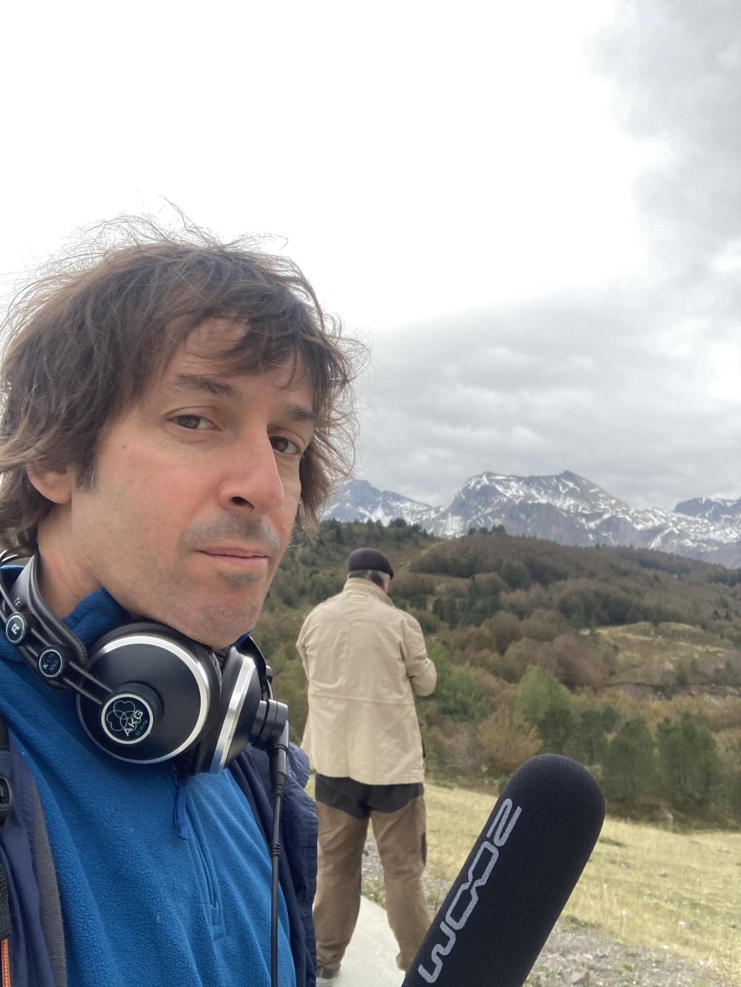 Álex García junto a José Luis Ona, uno de los principales protagonistas de &#039;Huesca 858. Los Caminos de Santiago en el Alto Aragón&#039;