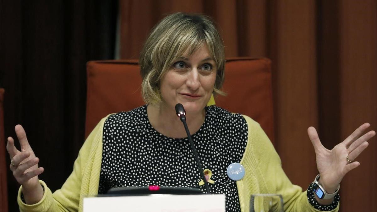 La 'consellera' de Salut, Alba Vergés, en una comisión de salud del Parlament de Catalunya.