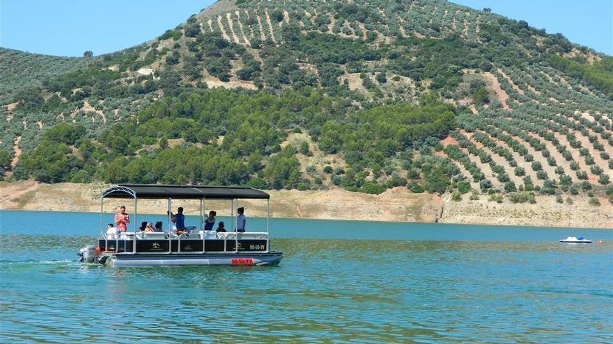 Música y poesía en el 50 aniversario del embalse de Iznájar