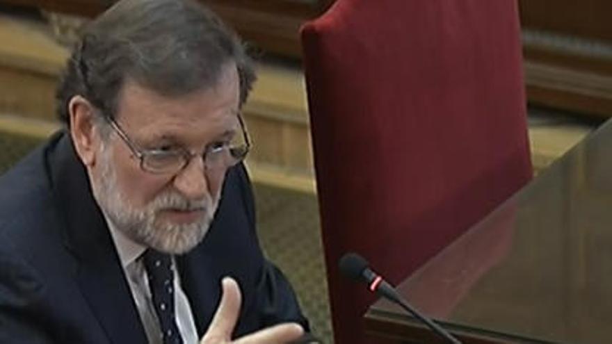 Rajoy admet &quot;lesions&quot; a ciutadans i lamenta les imatges de càrregues