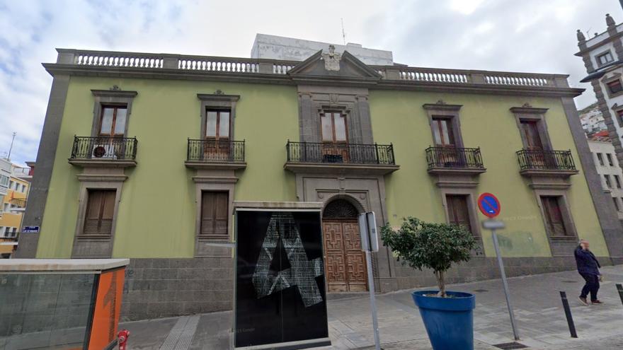 Esta es la céntrica y majestuosa casa que está a la venta en Las Palmas de Gran Canaria