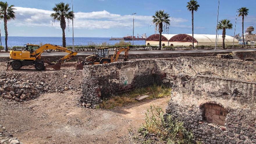 Trabajos paralizados en Santa Cruz de Tenerife.