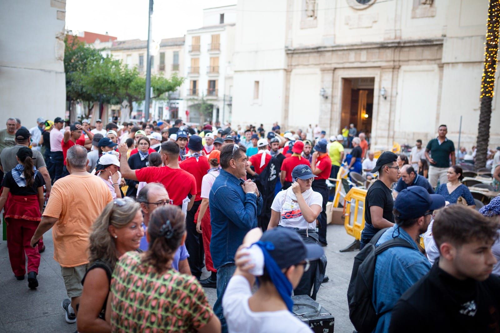 Revive las fiestas de Benifaió con esta galería de imágenes