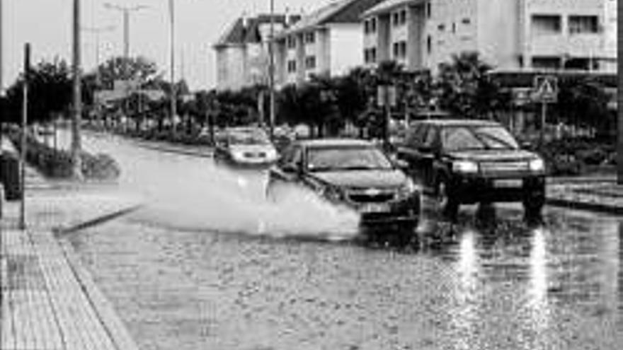 La lluvia vuelve a anegar Antonio Hernández Gil