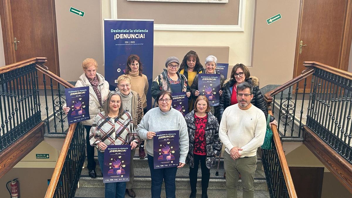 Presentación ayer de las actividades de Langreo por el 25N