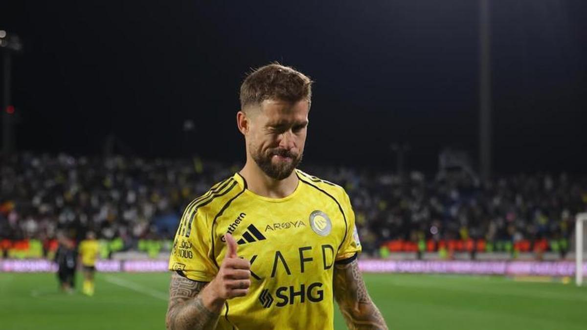 El primer gol de Íñigo Martínez en el Al Nassr