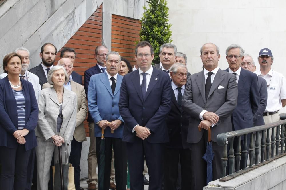 Homenaje del 150.º  aniversario de la Campaña del Pacífico y ceremonia de homenaje a Claudio Alvargonzález