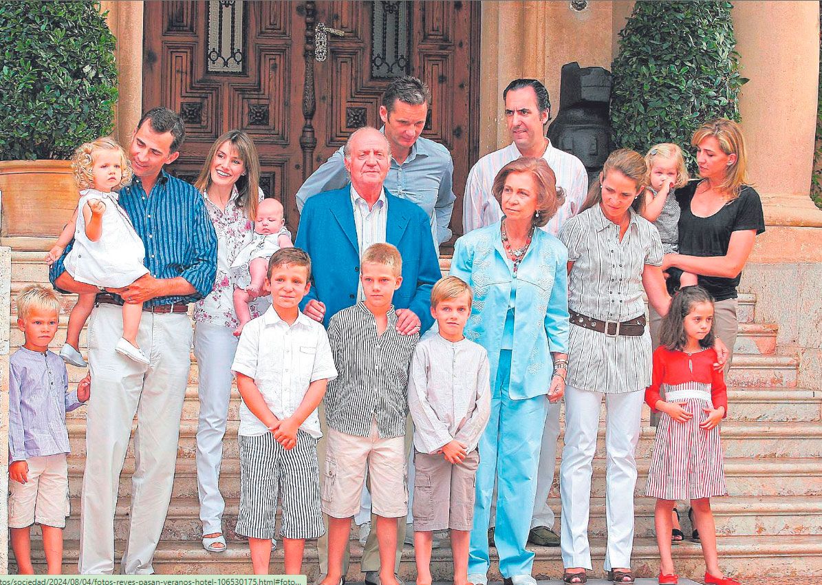 Última foto de la familia al completo en Marivent en  2007.