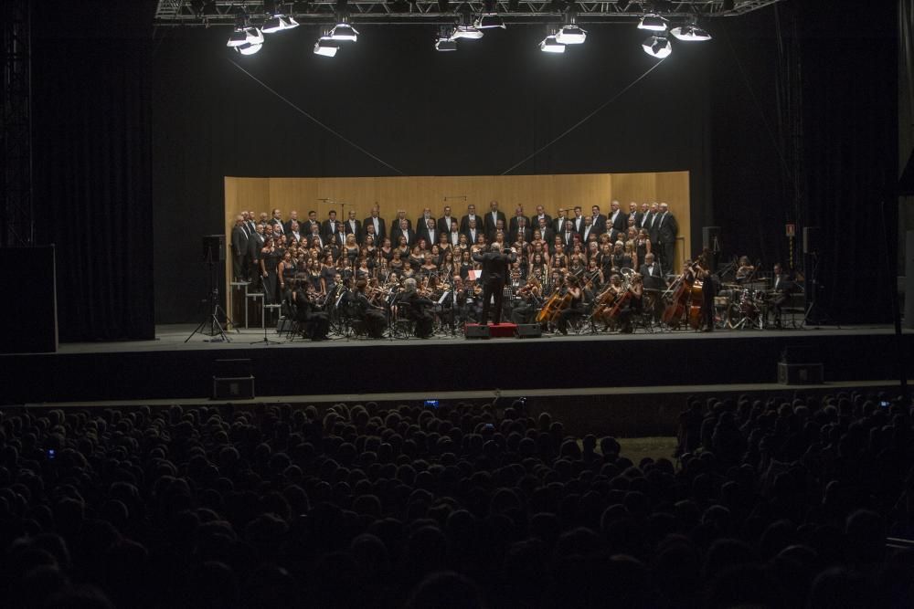 El concierto de la Coral Casablanca, uno de los clásicos del verano vigués, cierra la temporada de conciertos del auditorio del parque de Castrelos