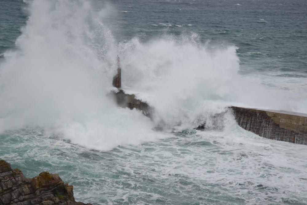 Temporal marítimo en Viavélez