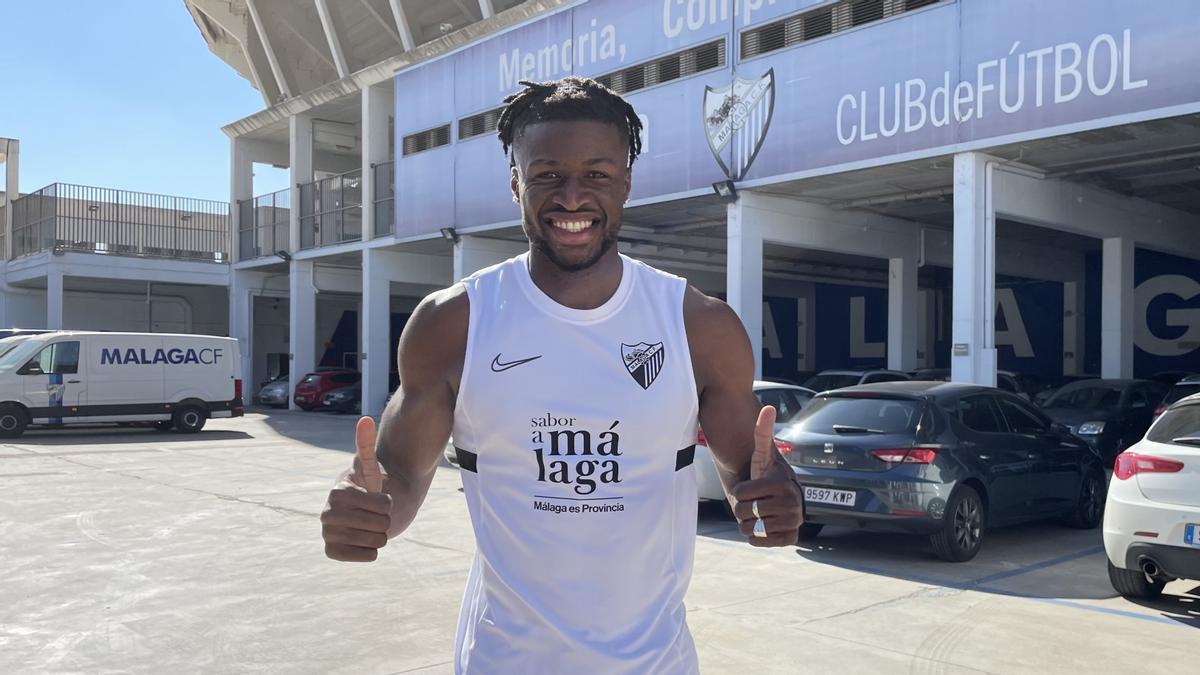 Sekou Gassama ha entrenado este sábado en La Rosaleda