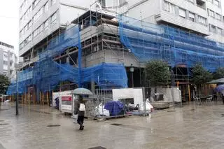 Daños colaterales de la Biblioteca: bajos comerciales como viviendas