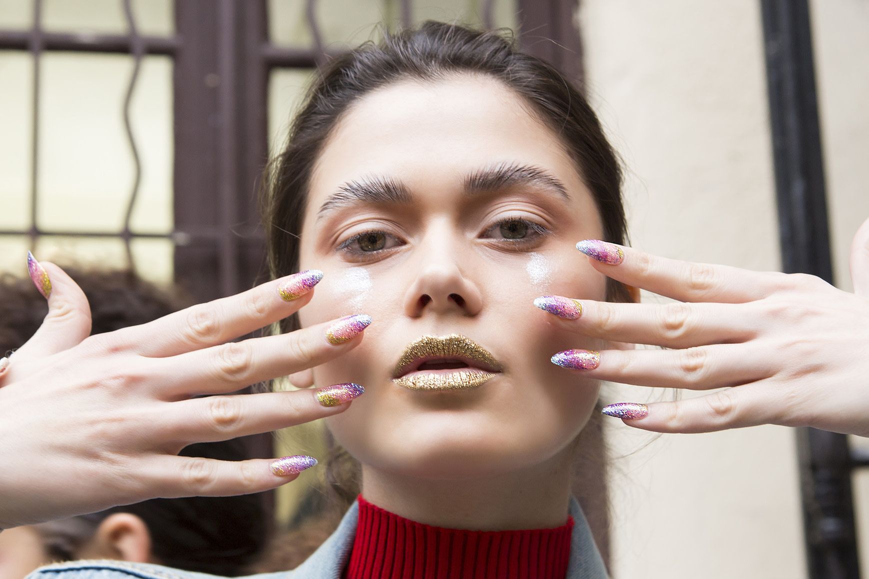 Llegan las sugar plum nails, la última tendencia en uñas que tienes que probar