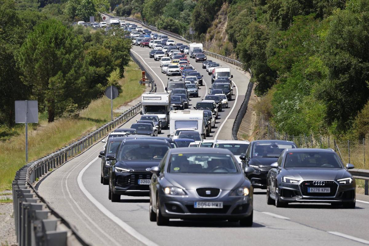 Cues i platges plenes aquest dissabte a la Costa Brava Cues i platges plenes aquest dissabte a la Costa Brava
