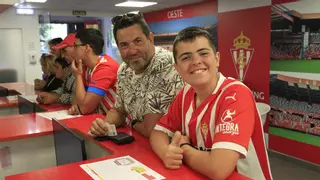 Más de mil renovaciones en la jornada inaugural de la campaña de abonados: "Por el Sporting, lo que sea"