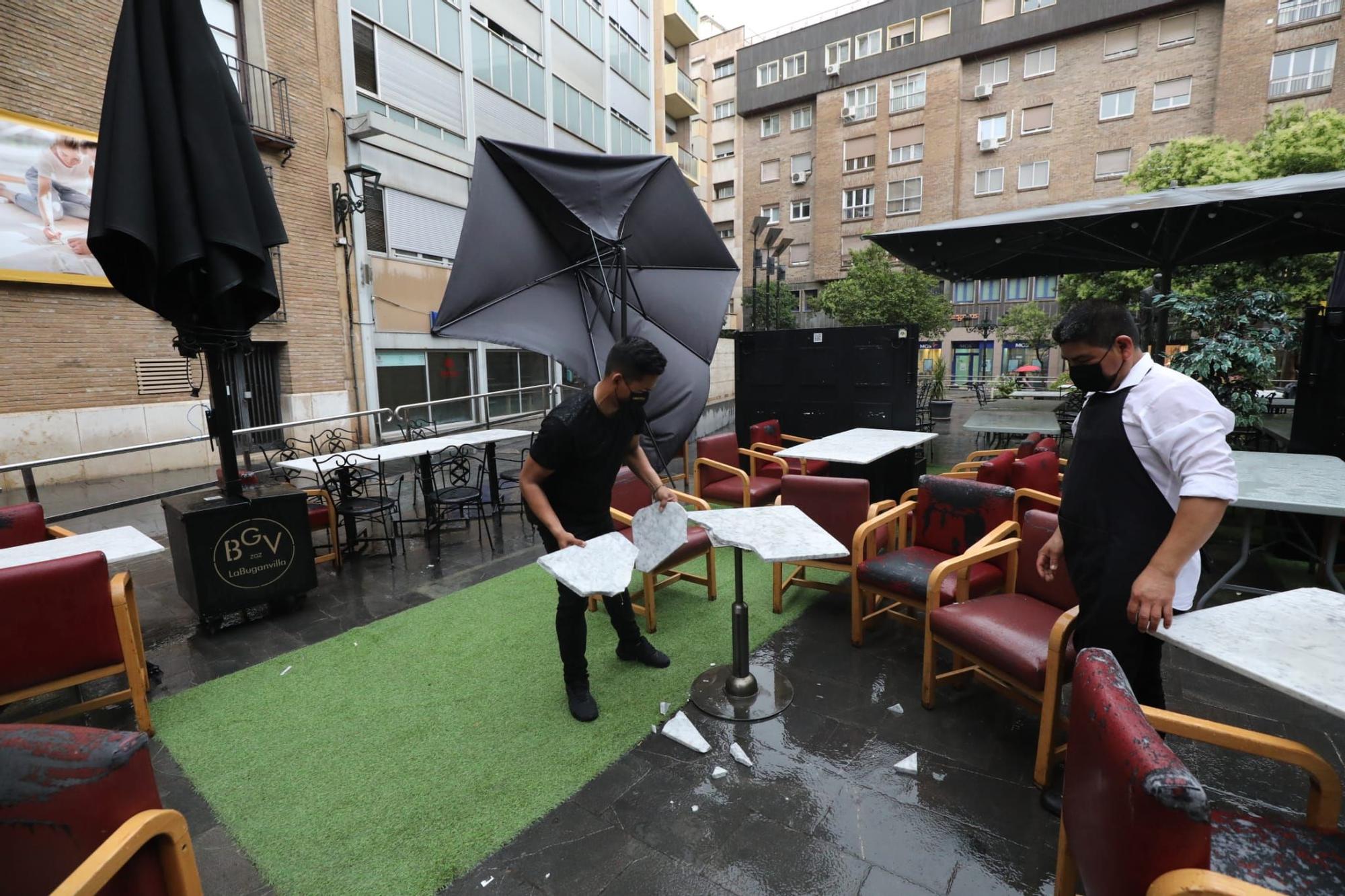 Una terraza de la plaza Ariño de Zaragoza