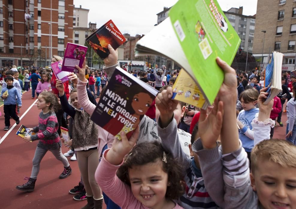 Celebración del Día del Libro en los colegios de Gijón