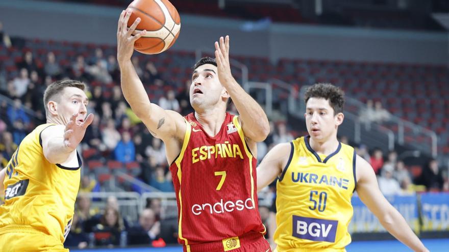 La selección española de baloncesto afina la puntería antes de su visita a Oviedo