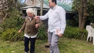Lucía Toporansky recibe a Adrián Barbón en la humilde chacra donde vivió con Mujica