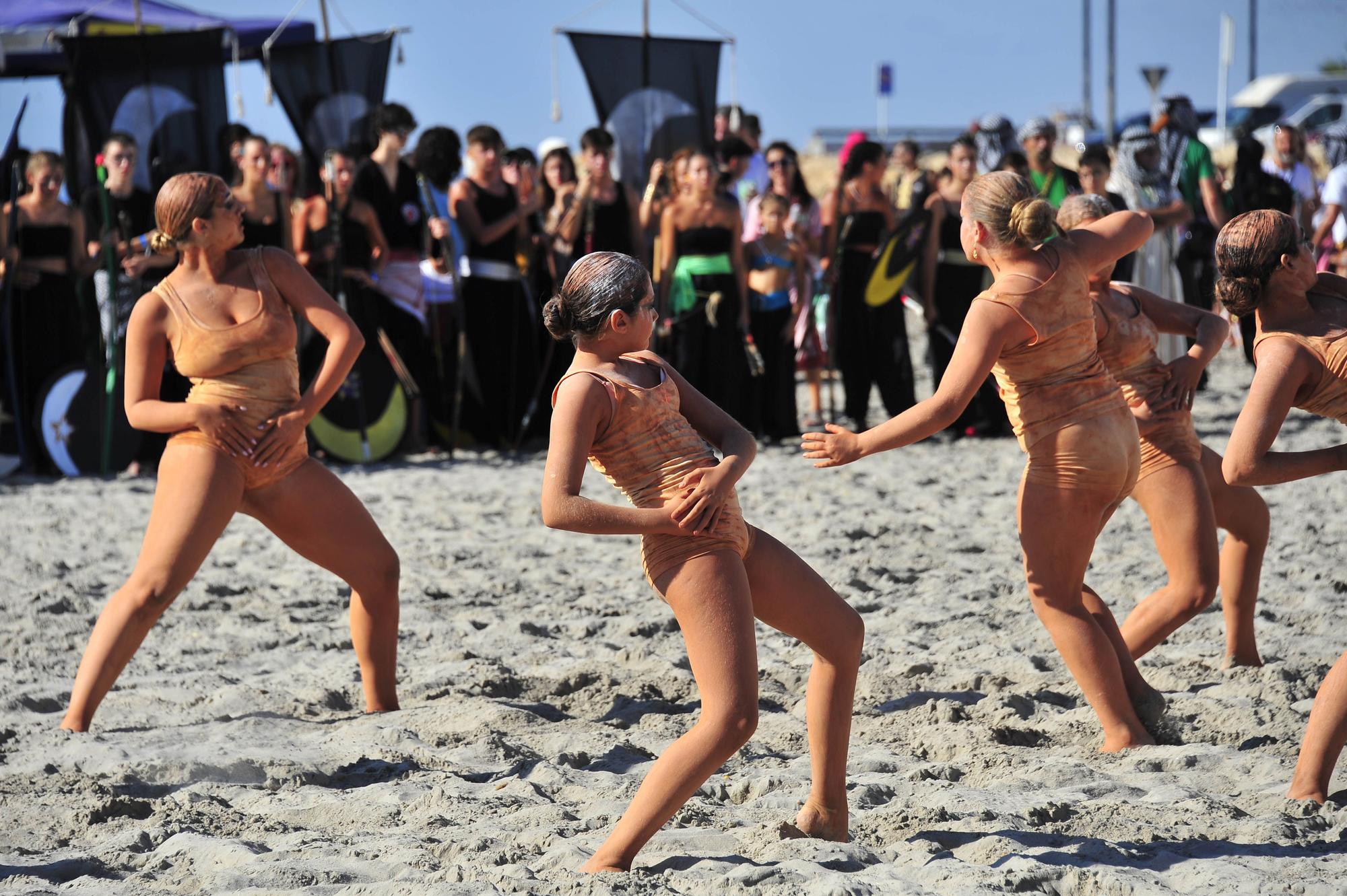 FIESTAS SANTA POLA. Asalto moro en la playa de Levante.