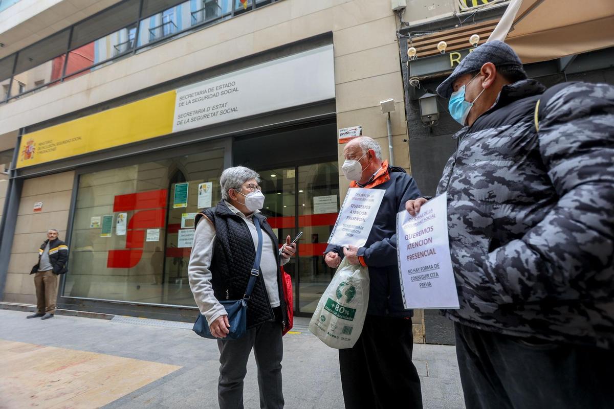 Nuevas medidas prometen mejorar la eficiencia de la Seguridad Social en España tras las múltiples quejas ciudadanas