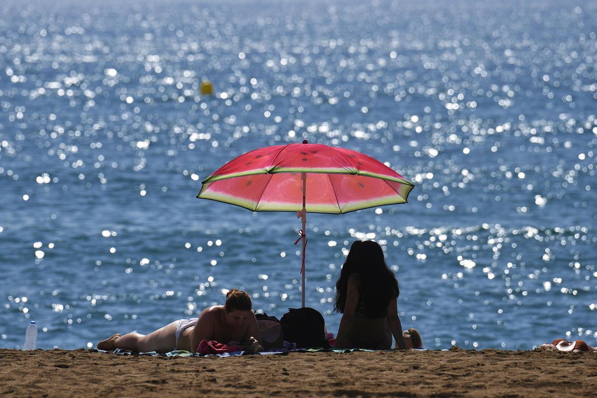 La playa de la Barceloneta ayer. La playa de la Barceloneta ayer.