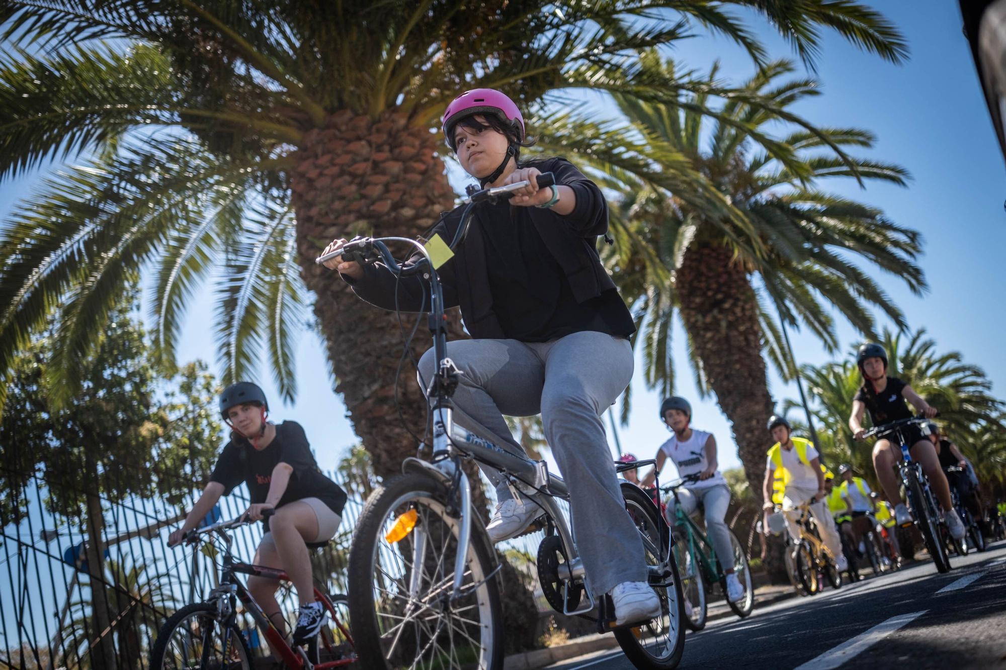 Marcha Ciclista Escolar Intercentros San Benito con B de Bici