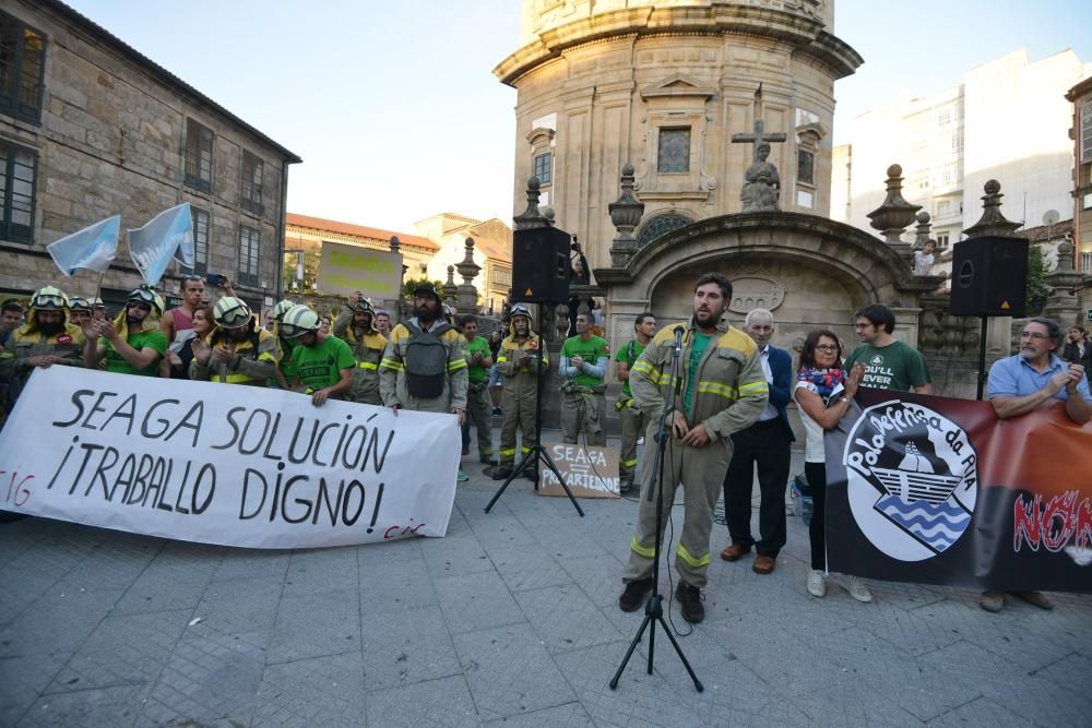 Pontevedra pide una solución contra los incendios forestales -  Cientos de vecinos denuncian el fracaso de las políticas forestales y recuerdan que los fuegos del verano "se apagan en invierno"