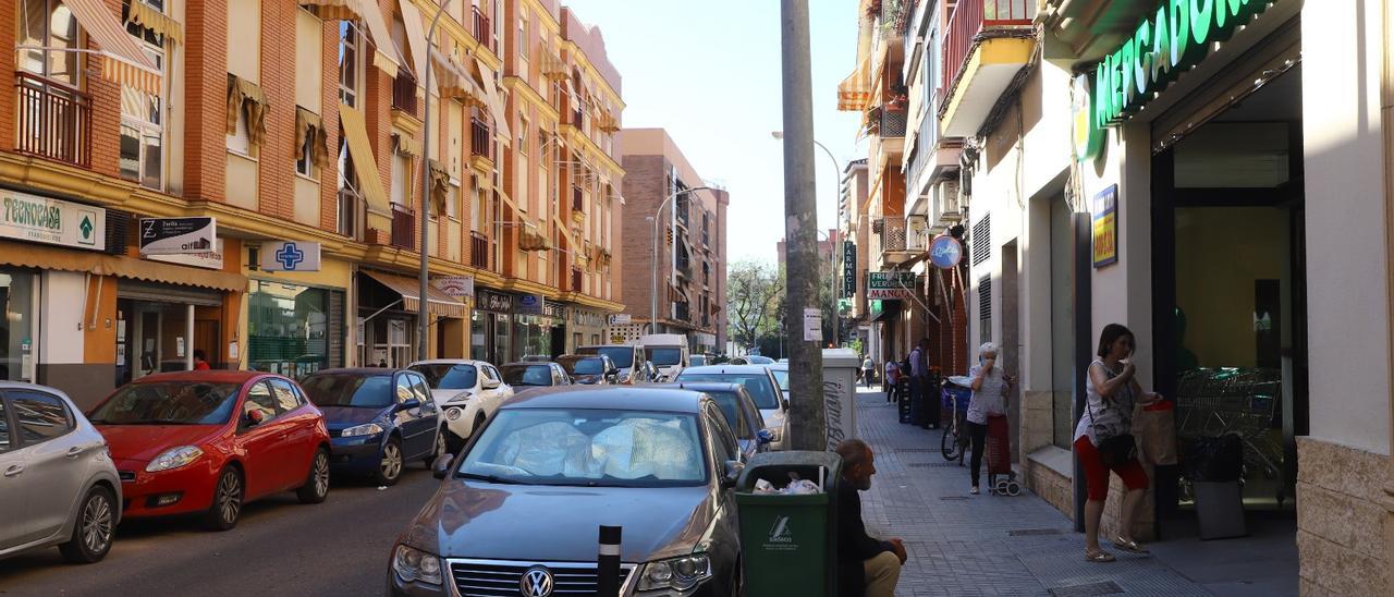 Supermercado de la cadena Mercadona situado en Ronda de la Manca.