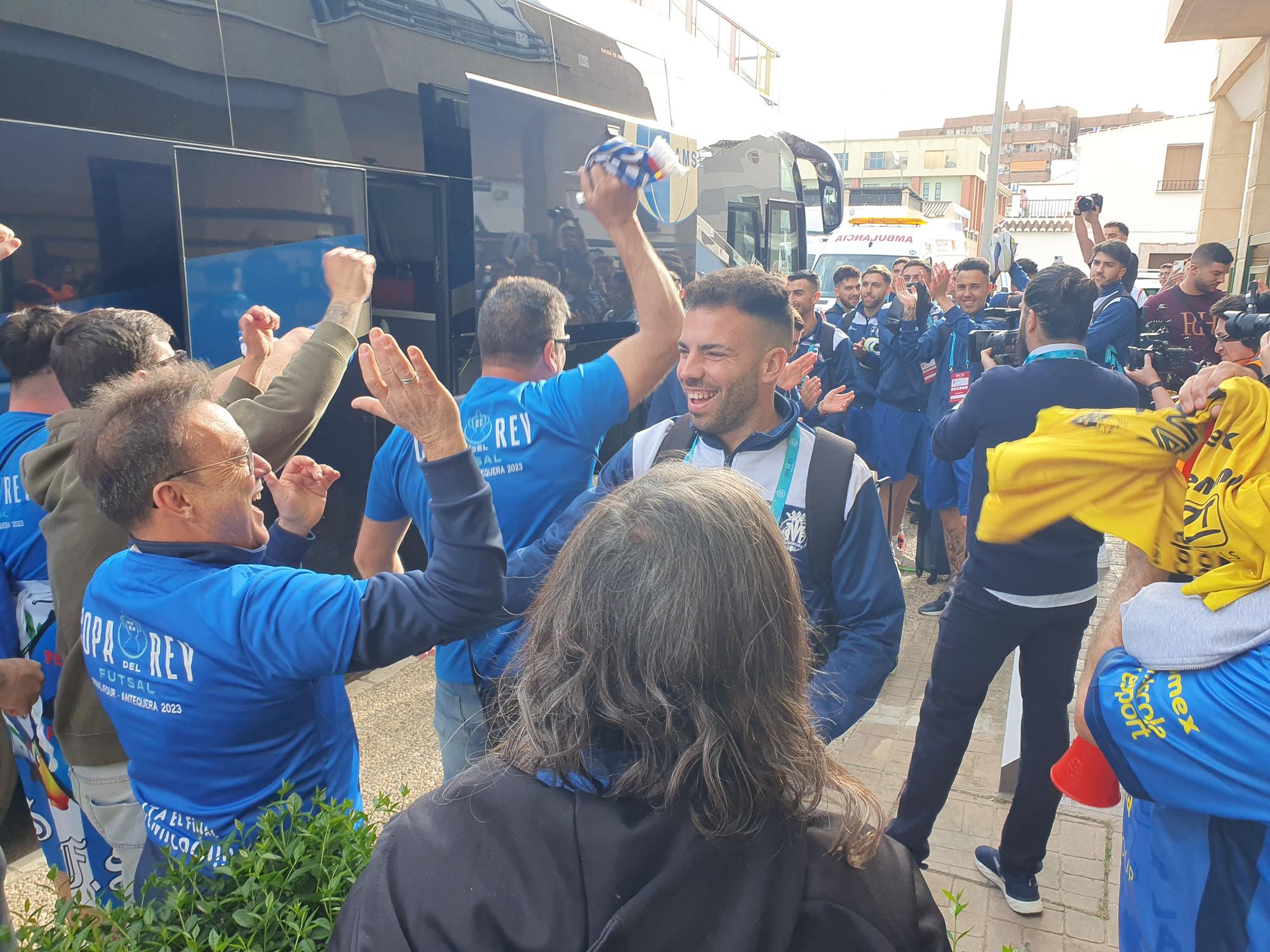 GALERÍA | Las mejores imágenes de la afición del Peñíscola en las semifinales de Copa