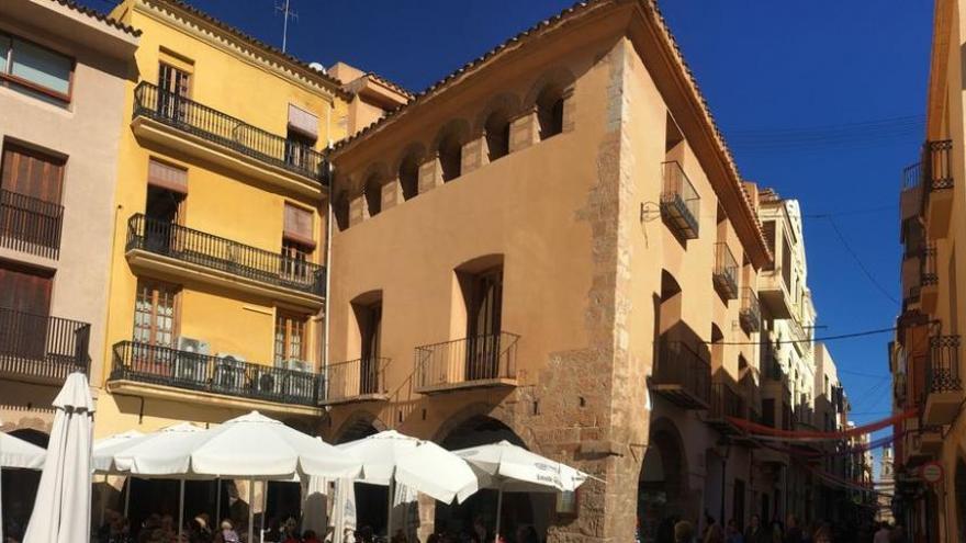 El alcalde de Vila-real insiste en exigir el Hostal del Rei al Gobierno con una moción