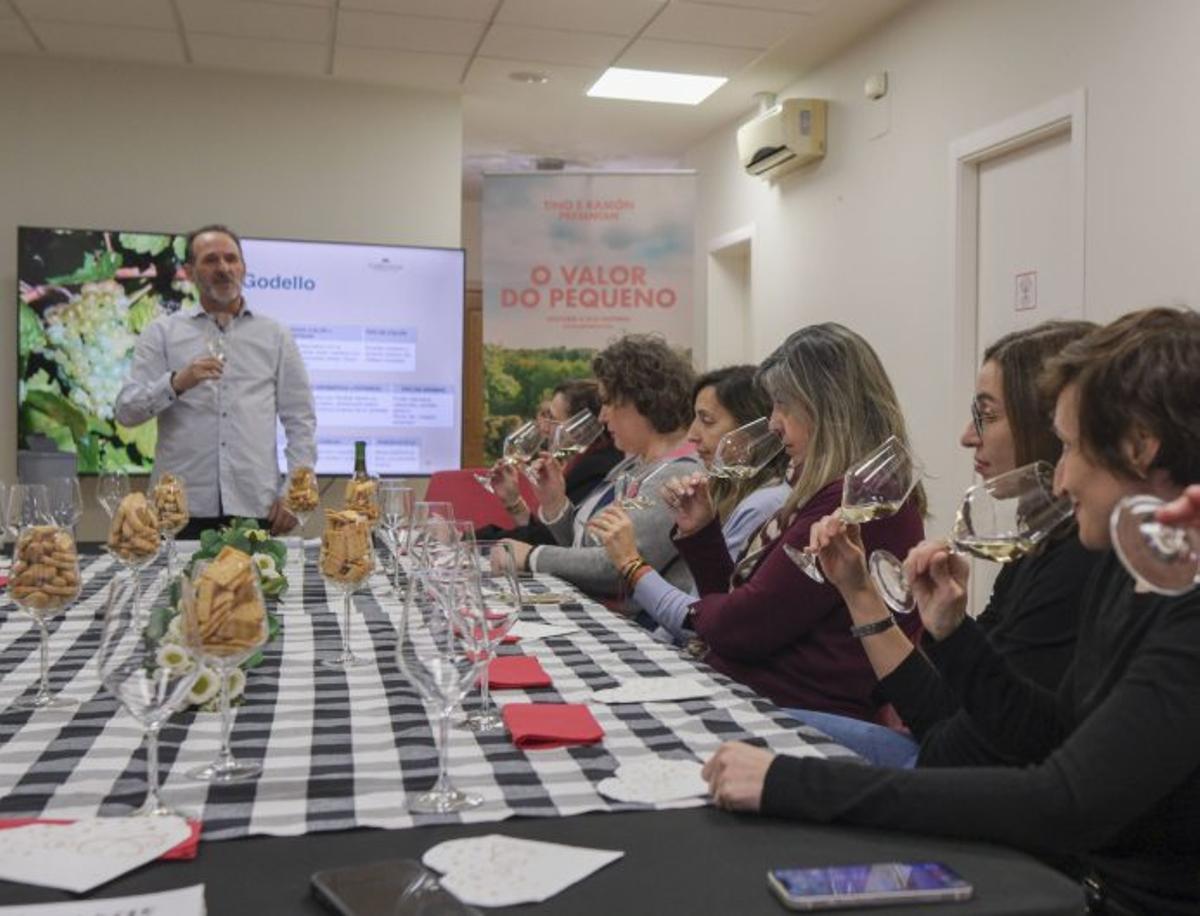 Estela Bermello, con Jorge Mazaira y María Jiménez | ROI CRUZ