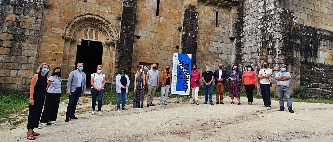 Presentación del último itinerario del programa &quot;Monumenta, andar con arte&quot; en Carboeiro.