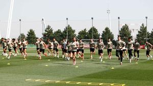 El Real Madrid volvió a entrenar con la ausencia obligada de Mariano