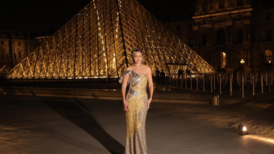 &#039;Met Gala&#039; europea | Las imágenes de la gala benéfica de la moda en el Louvre