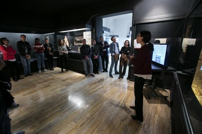 05.03.20. Las Palmas de Gran Canaria. 8M. Modelando identidades, en torno a las figuras de barro de los antiguos canarios. Museo Canario. Foto: Quique Curbelo  | 05/03/2020 | Fotógrafo: Quique Curbelo