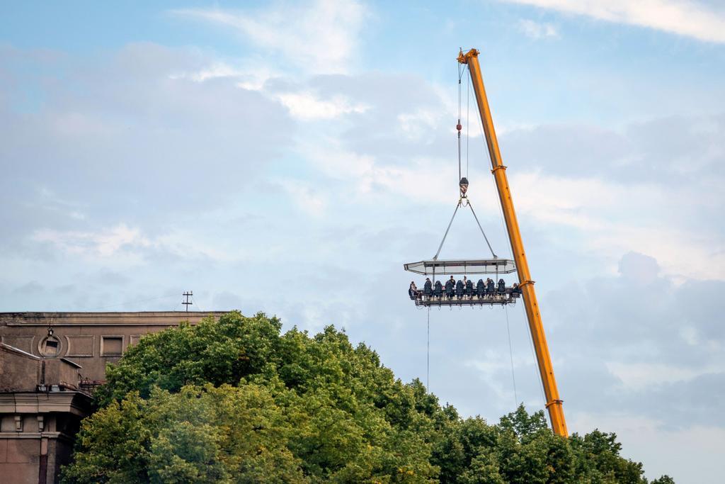 Si tienes vértigo, puedes abstenerte de leer esta propuesta.