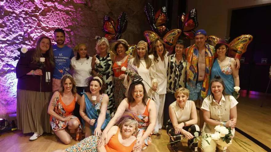 Oviedo «transmite las ganas de vivir» en un desfile protagonizado por pacientes oncológicas